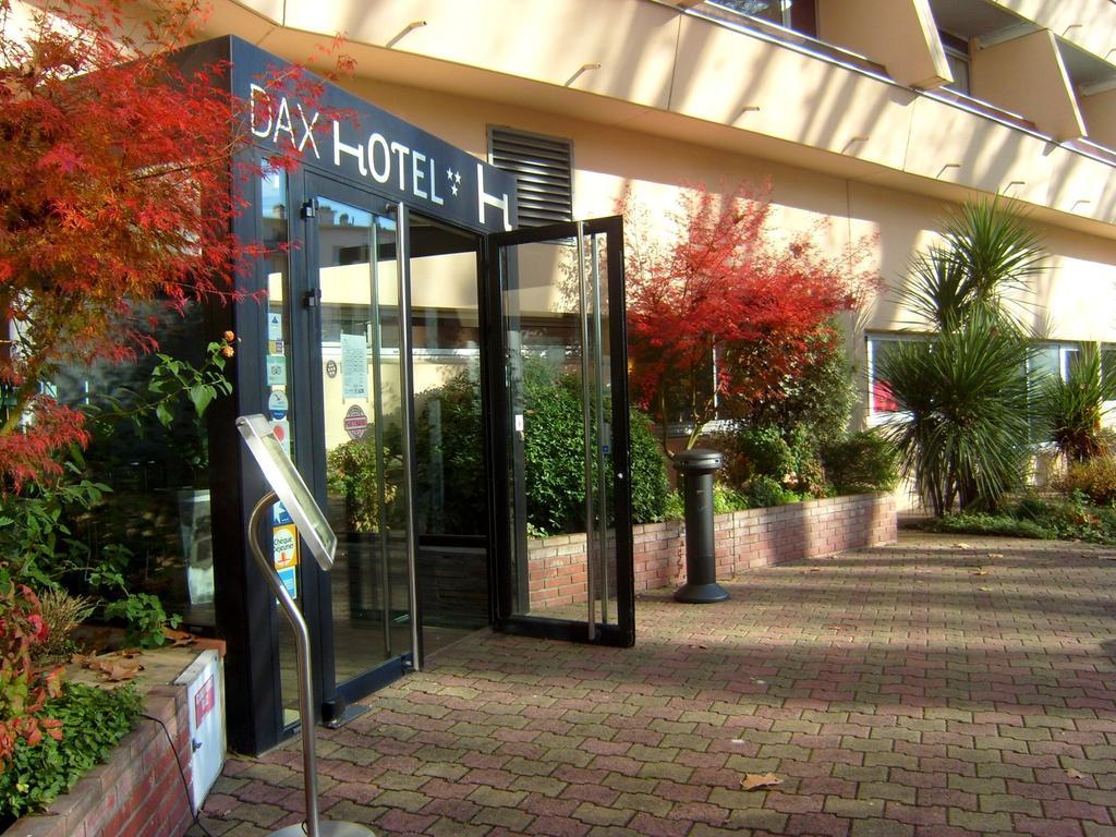 Dax Hotel Exterior photo